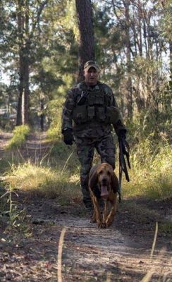 Tracker dogs used in SERE training 
