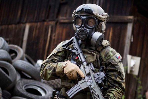 high military grade gas mask for desieses