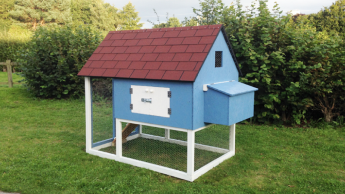 how to build a chicken nesting box