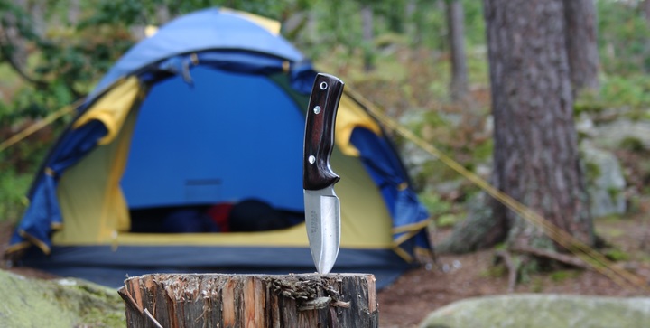 camping-tent-knife