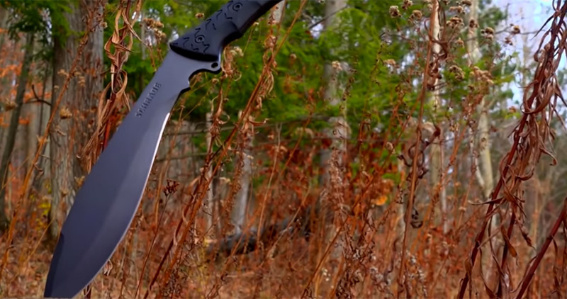 Best Machetes for Chopping Wood