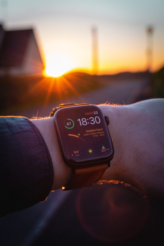 Smart solar watch